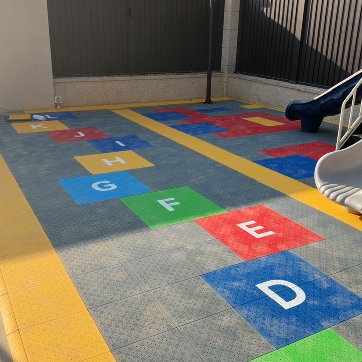 Professional Interlocking PP M - Outdoor Sport Court Tiles recension och pris